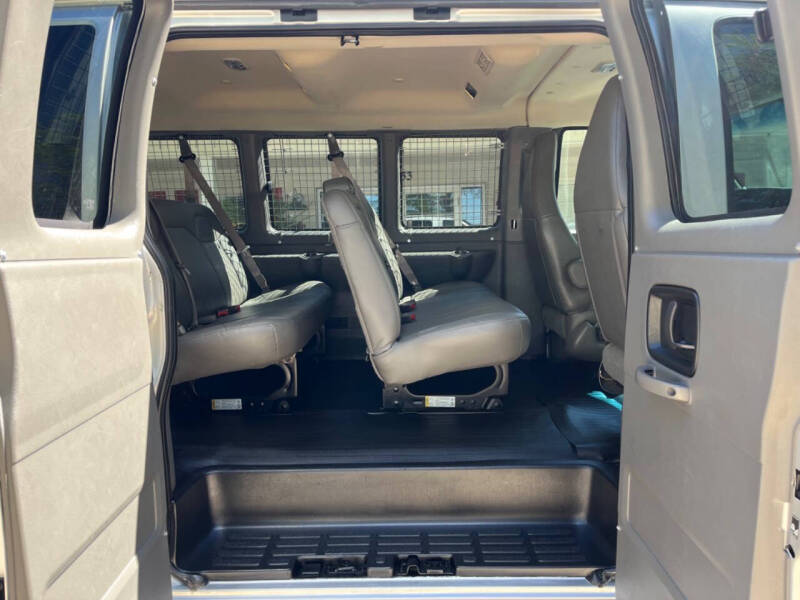 2020 Chevrolet Express LS 3500