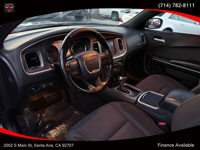 2019 Dodge Charger SXT