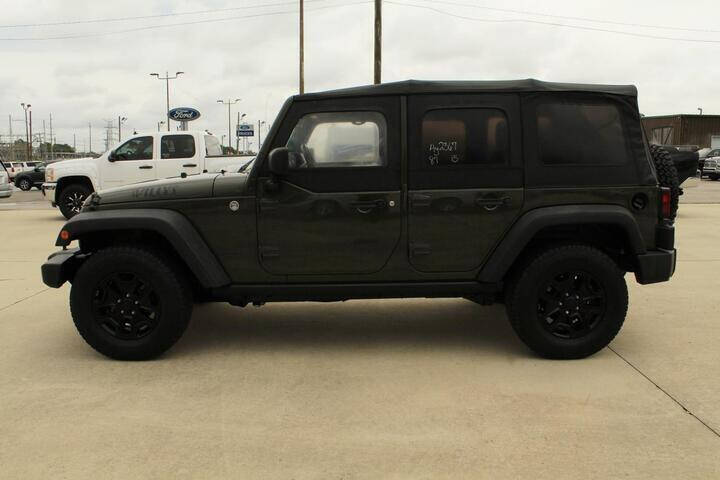 2015 Jeep Wrangler Unlimited Sport's photo