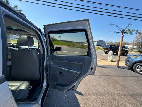 2006 Jeep Grand Cherokee Laredo