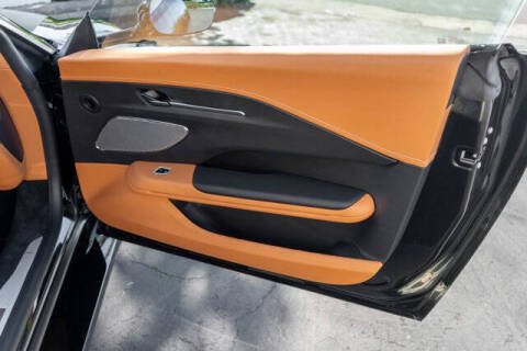 2025 Aston Martin Vantage