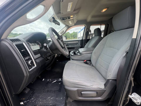2018 RAM 1500 SLT