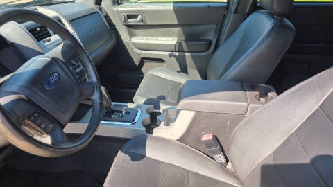 2011 Ford Escape XLT