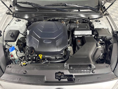 2018 Kia Cadenza Technology