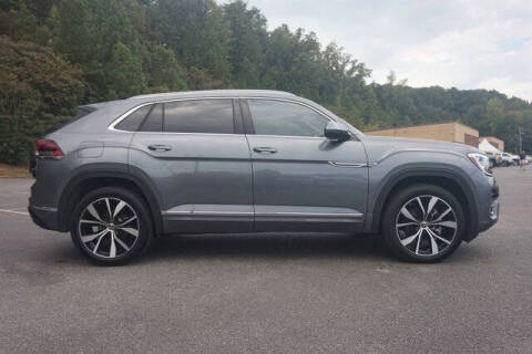 2024 Volkswagen Atlas Cross Sport SEL Premium R-Line 4Motion