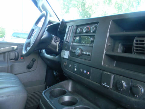 2017 GMC Savana 3500