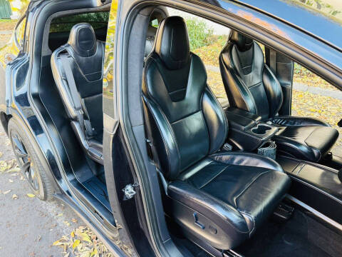 2017 Tesla Model X 75D