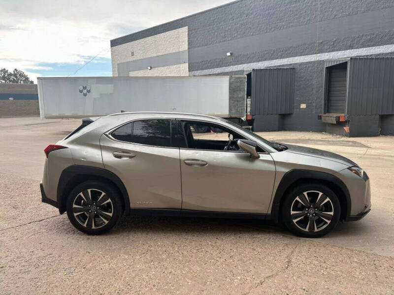 2020 Lexus UX 250h