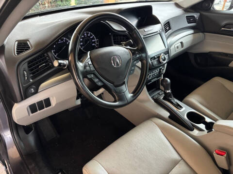 2017 Acura ILX w/Premium