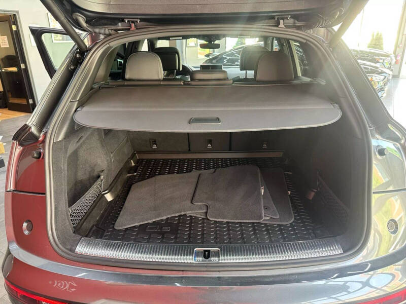 2021 Audi SQ5 3.0T quattro Premium