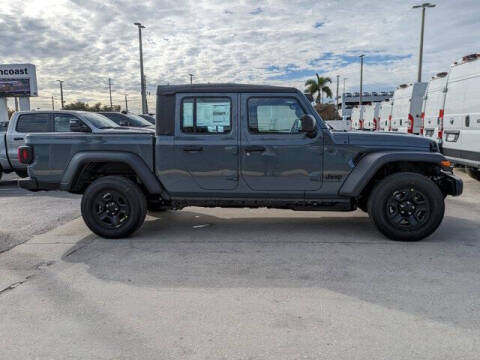 2026 Jeep Gladiator Sport