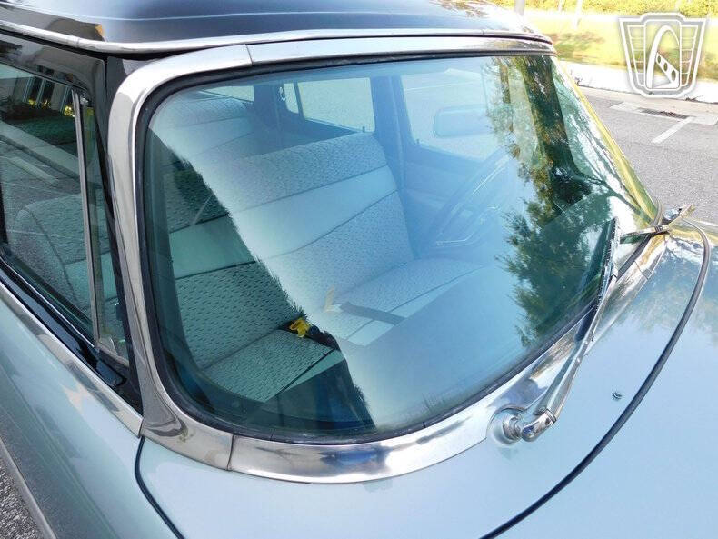 1957 Packard Clipper