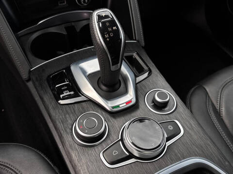 2022 Alfa Romeo Stelvio Sprint