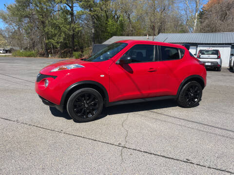 2014 Nissan JUKE for sale at Adairsville Auto Mart in Plainville GA