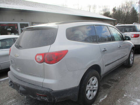 2011 Chevrolet Traverse LS