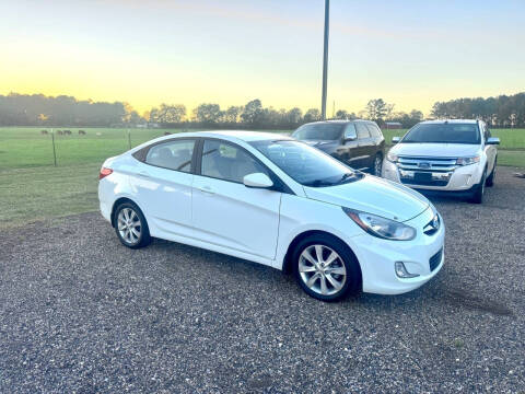 2013 Hyundai Accent GLS