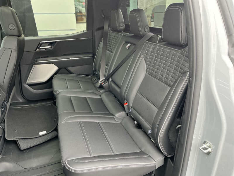 2025 GMC Sierra EV Denali