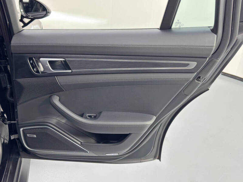 2021 Porsche Panamera GTS