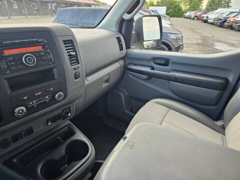 2012 Nissan NV