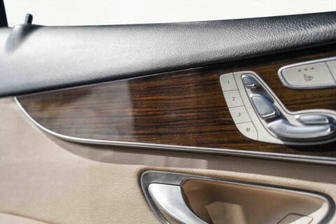 2019 Mercedes-Benz GLC GLC 300