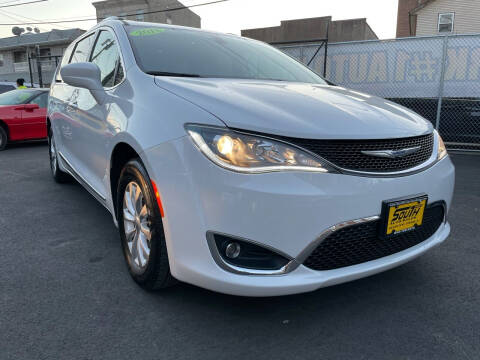 2018 Chrysler Pacifica