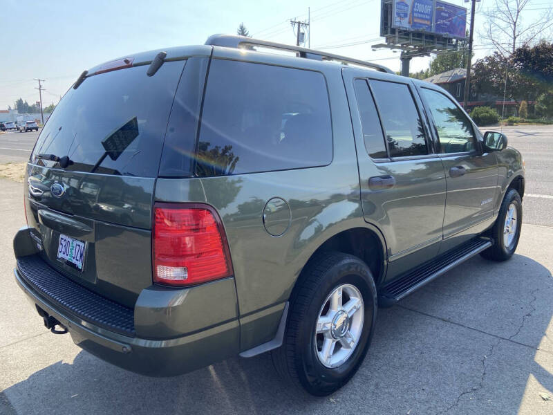 2004 Ford Explorer XLT