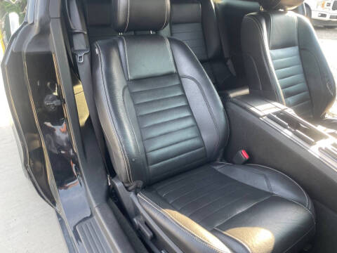 2012 Ford Mustang V6 Premium