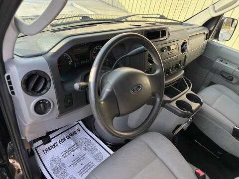2014 Ford E-Series E-150 XL