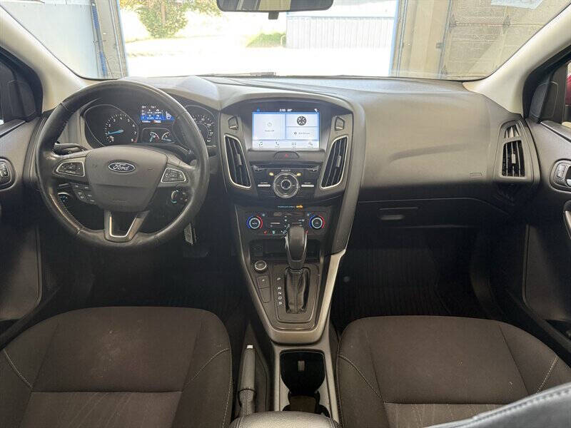 2017 Ford Focus SEL