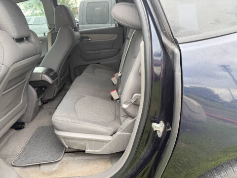 2017 Chevrolet Traverse LS