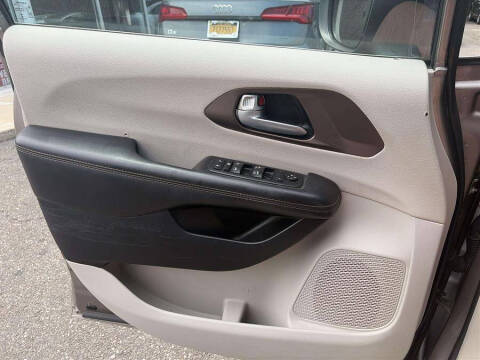 2017 Chrysler Pacifica LX