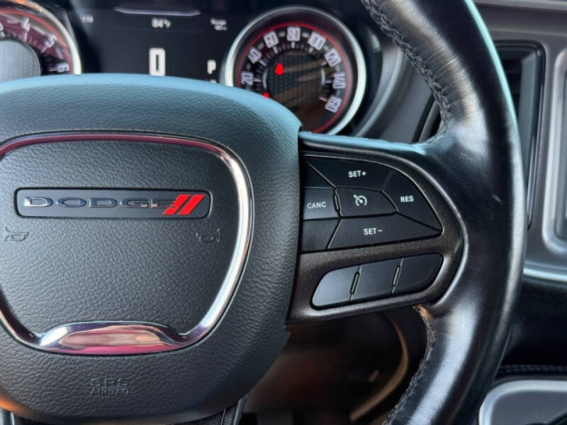 2022 Dodge Challenger SXT