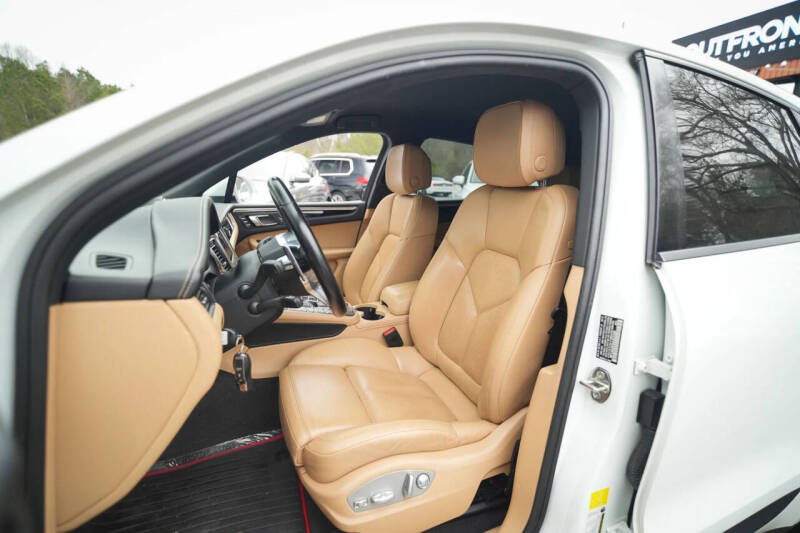 2018 Porsche Macan