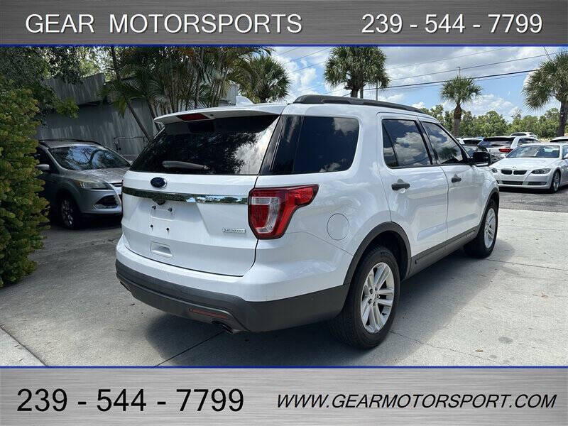 2017 Ford Explorer