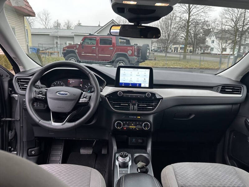 2022 Ford Escape SE