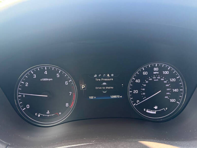 2016 Hyundai Genesis