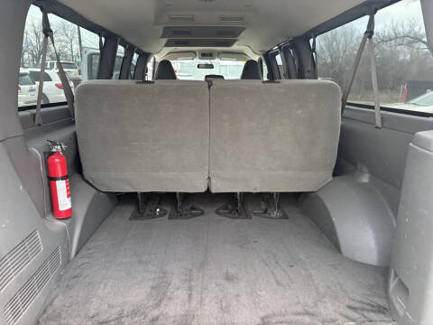 2017 Chevrolet Express LT 3500