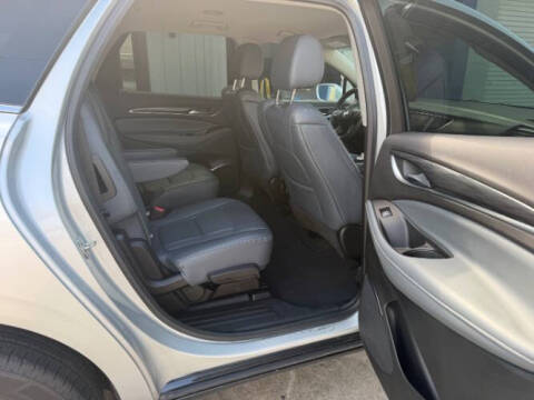 2020 Buick Enclave Essence