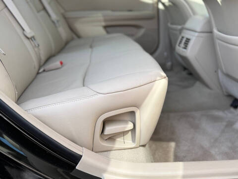 2008 Toyota Avalon XLS