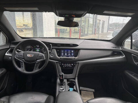 2022 Cadillac XT5 Premium Luxury