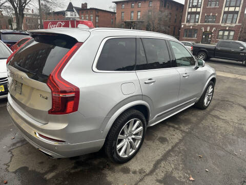 2017 Volvo XC90 T8 eAWD Inscription