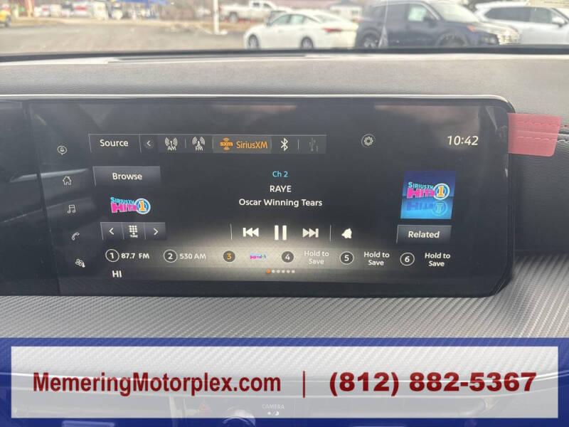 2025 Nissan Kicks SR