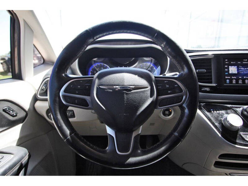 2020 Chrysler Pacifica Touring L