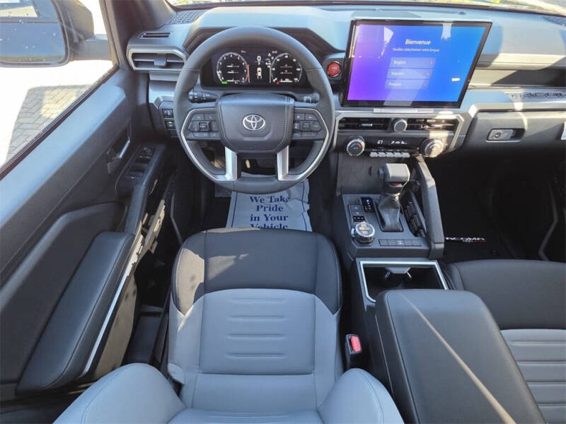 2025 Toyota Tacoma TRD Off-Road HV