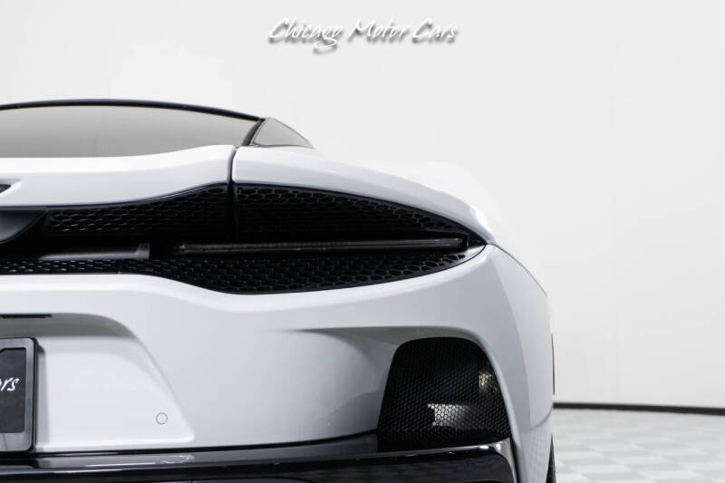 2023 McLaren GT