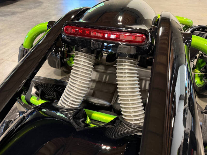 2017 CAMPAGNA T-REX