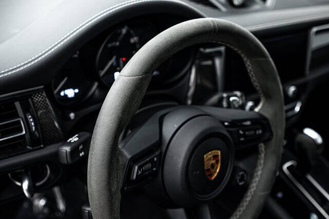 2024 Porsche Macan GTS