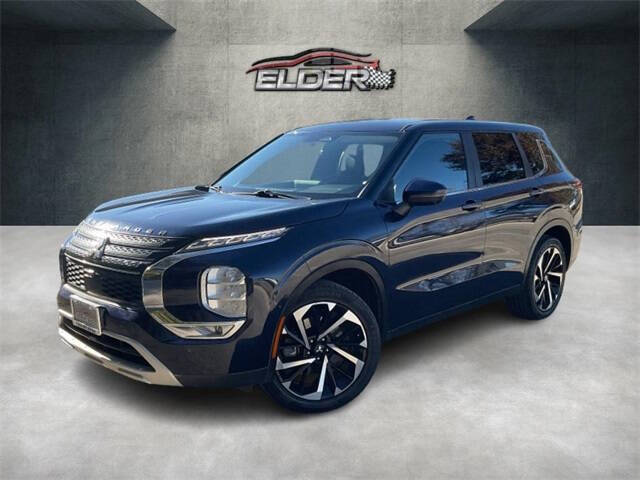 2022 Mitsubishi Outlander SE