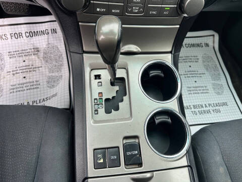 2010 Toyota Highlander Sport