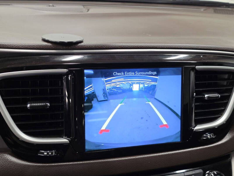 2017 Chrysler Pacifica Touring Plus